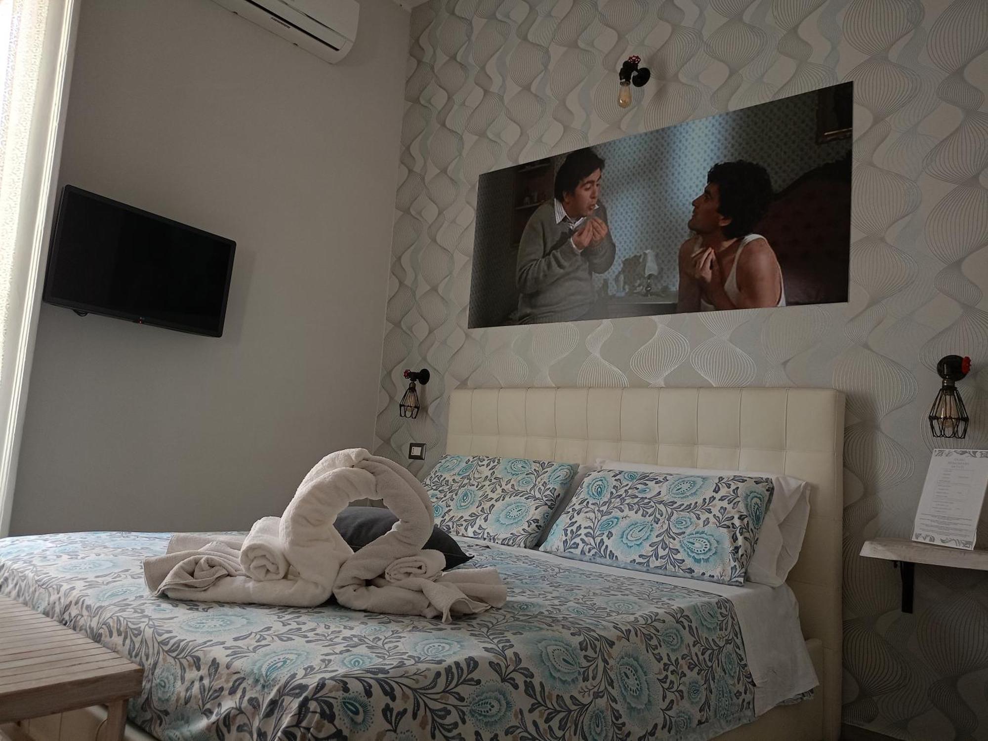 Artisti Bed&Dreams Bed & Breakfast Наполи Екстериор снимка