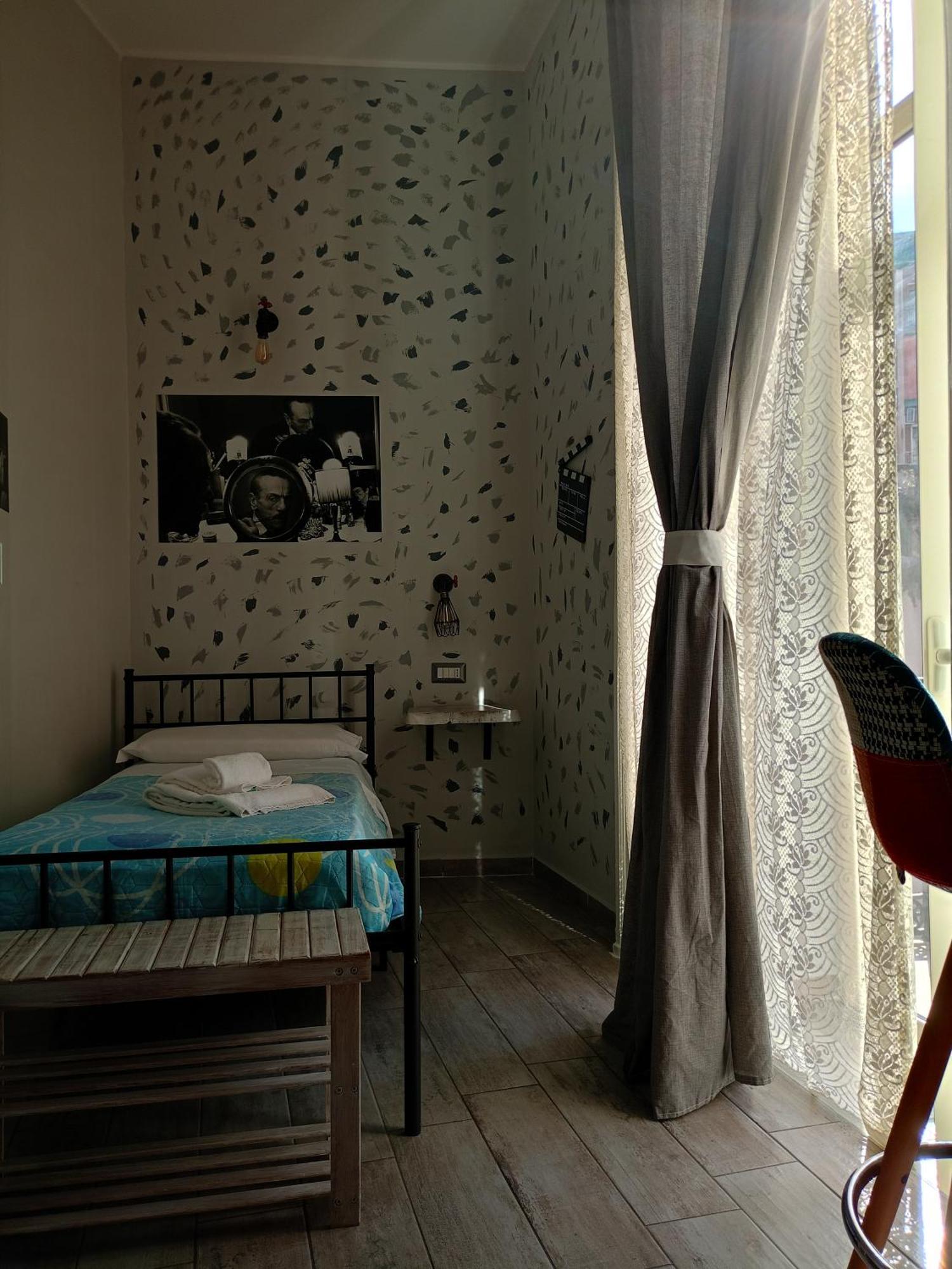 Artisti Bed&Dreams Bed & Breakfast Наполи Екстериор снимка