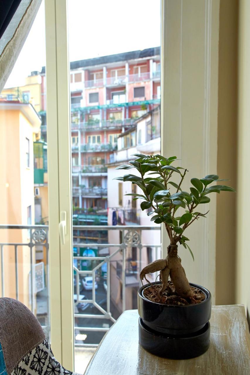 Artisti Bed&Dreams Bed & Breakfast Наполи Екстериор снимка