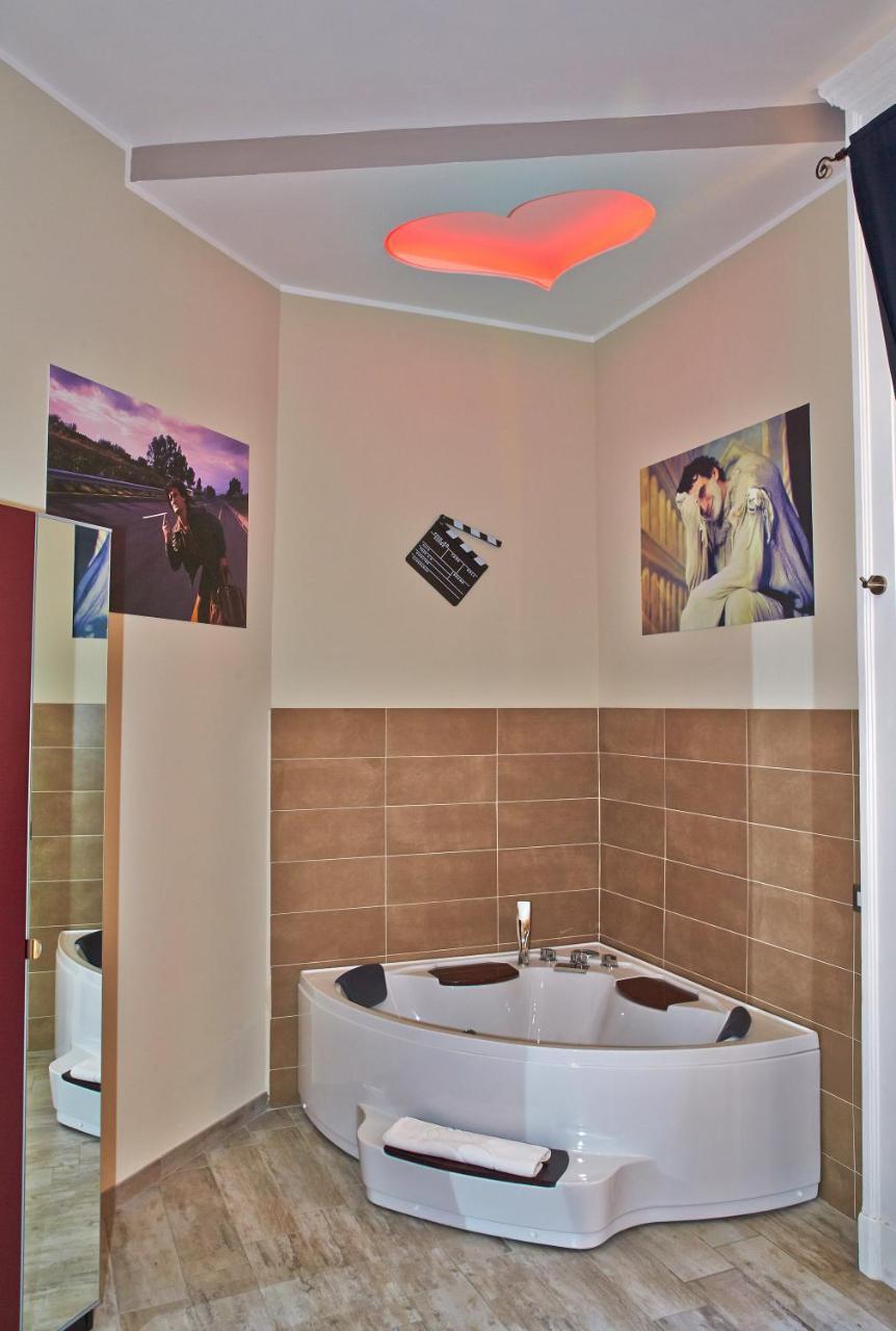 Artisti Bed&Dreams Bed & Breakfast Наполи Екстериор снимка