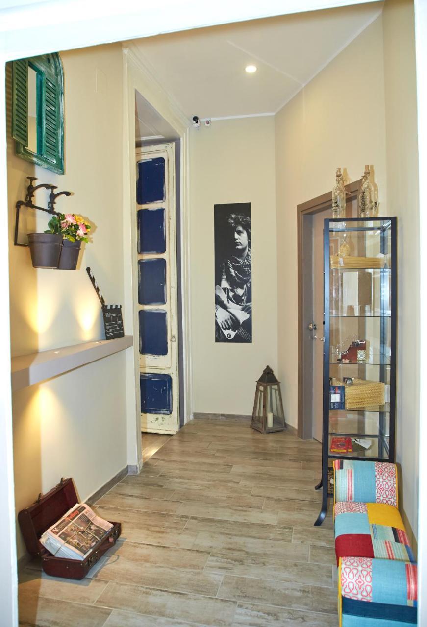 Artisti Bed&Dreams Bed & Breakfast Наполи Екстериор снимка