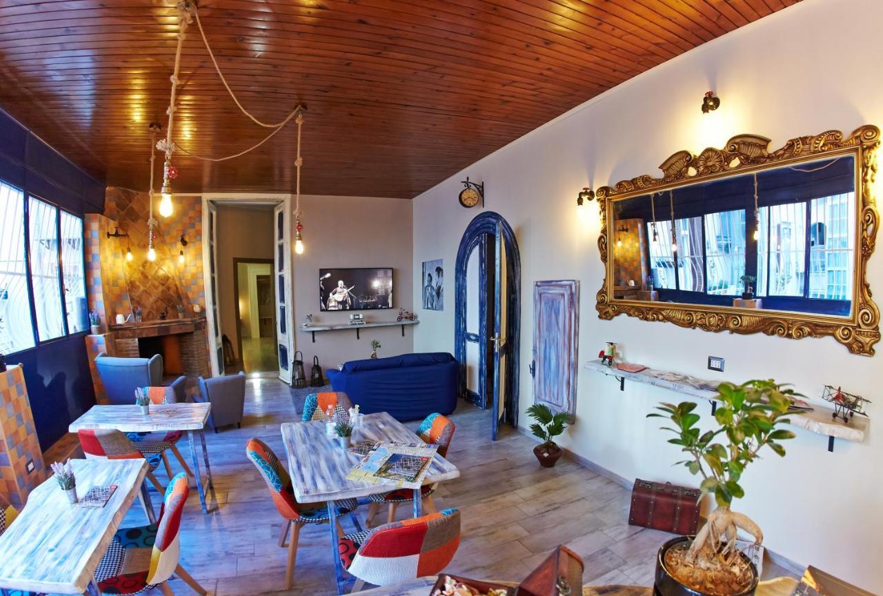 Artisti Bed&Dreams Bed & Breakfast Наполи Екстериор снимка