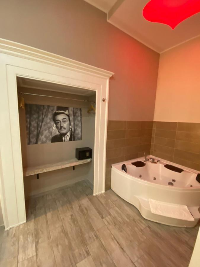 Artisti Bed&Dreams Bed & Breakfast Наполи Екстериор снимка