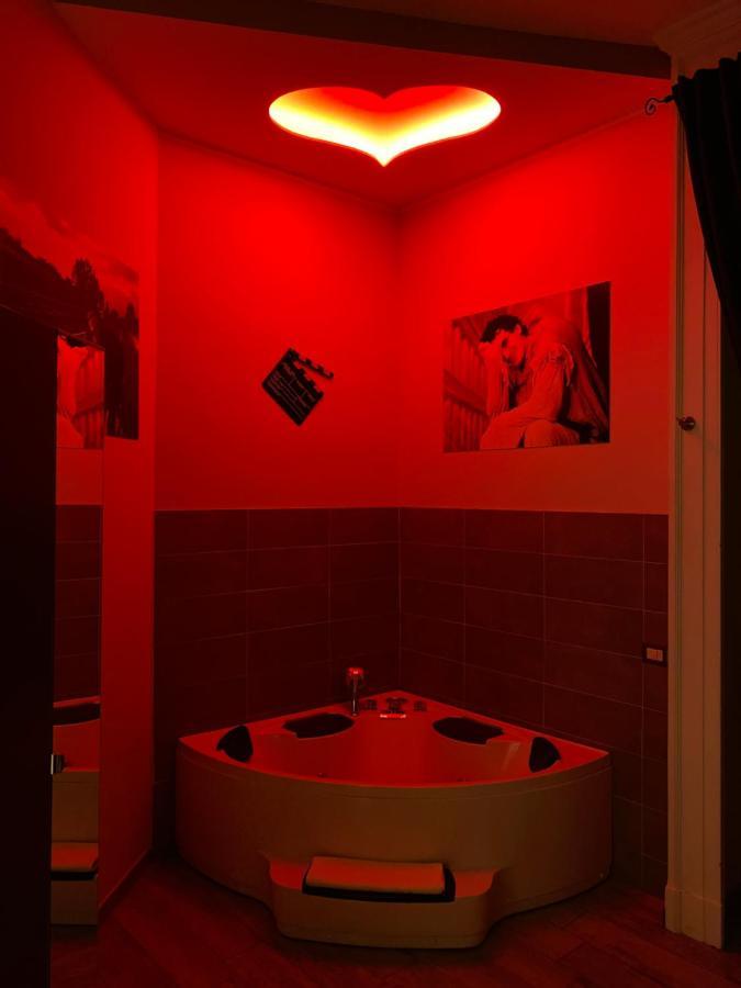 Artisti Bed&Dreams Bed & Breakfast Наполи Екстериор снимка